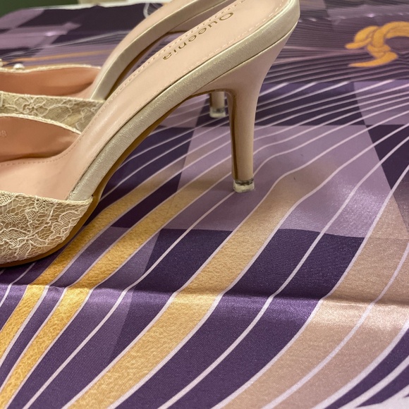 Queenia Faux Pearl Heels - Picture 3 of 6